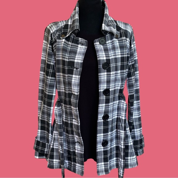 Plaid Black and White Jacket - LIKE NEW! - Picture 7 of 10